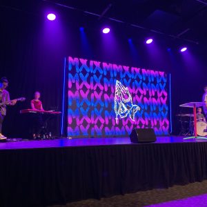History makers Praying hands