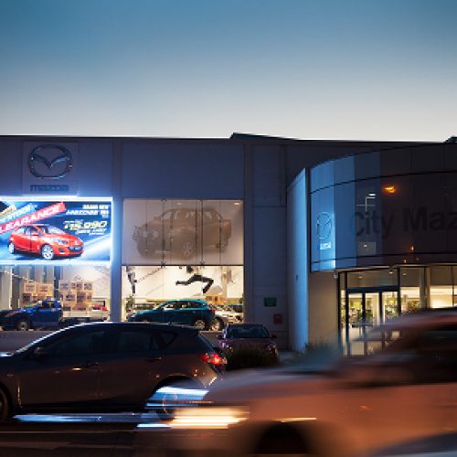 Shopping mall